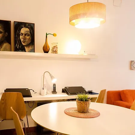 Great In Poblesec Apartment